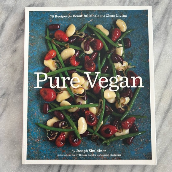 Pure Vegan: 70 Recipes for Beautiful Meals and Clean Living - Picture 1 of 2
